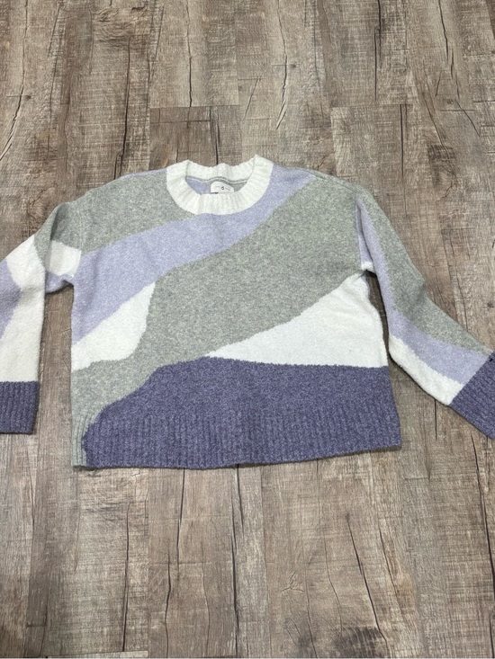 Lou & Grey Sweaters - Lou and Grey Women's Crewneck Colorblock Sweater - Lavender, Grey White. Size S